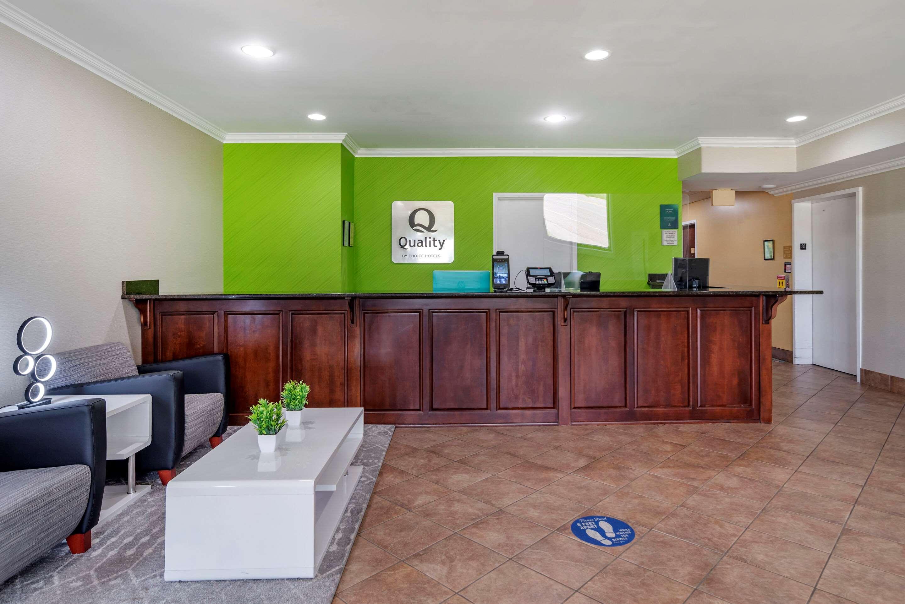 Quality Inn & Suites Demopolis Exterior photo
